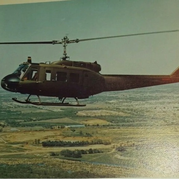 Vintage (4) 8x10 Prints Helicopters Army UH-1H | AH-1S | OH-53C | Beil Textron - Picture 4 of 7